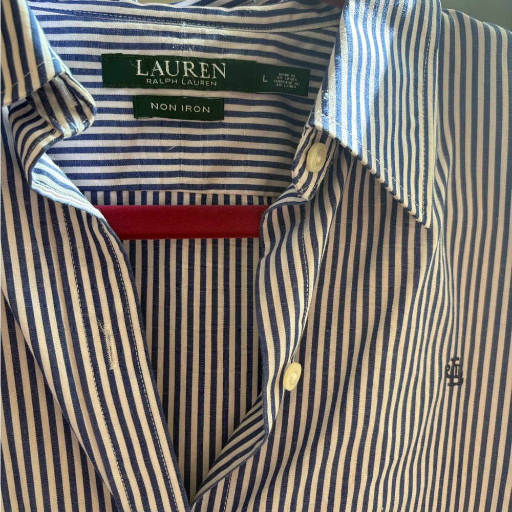 Ralph Lauren Blue and White Striped Easy Care 100% Cotton Women’s Shirt - Picture 3 of 4